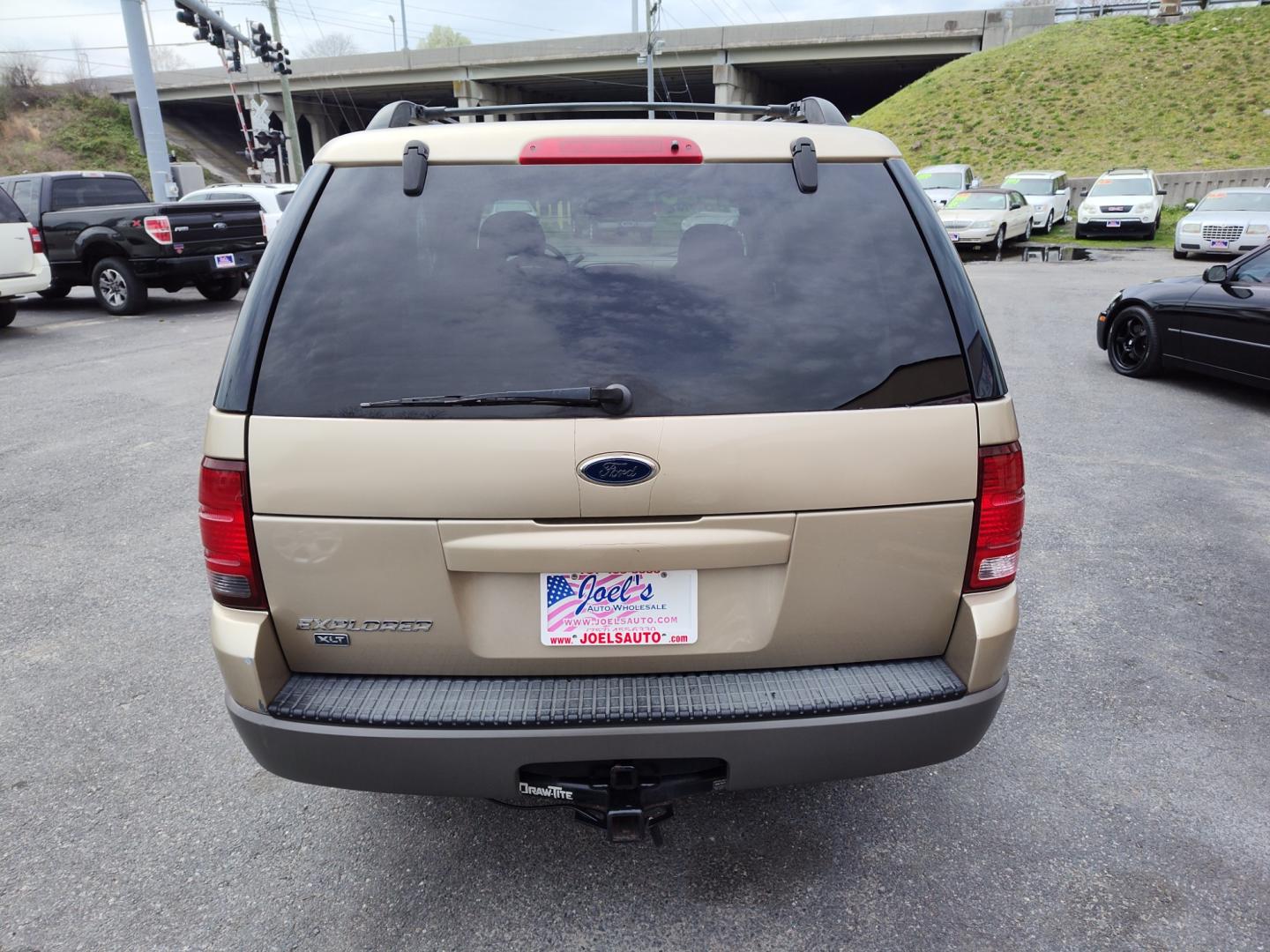 2002 Gold Ford Explorer XLT 2WD (1FMZU63E32U) with an 4.0L V6 SOHC 16V engine, 5-Speed Automatic Overdrive transmission, located at 5700 Curlew Drive, Norfolk, VA, 23502, (757) 455-6330, 36.841885, -76.209412 - Photo#14